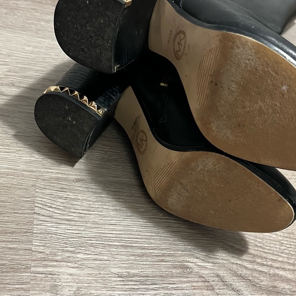 SOLD Michael kors boots - Picture 7 of 7